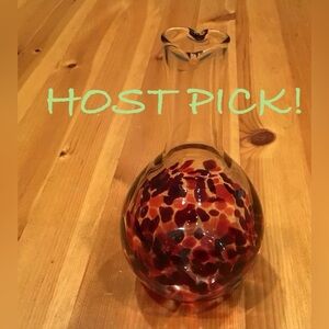 VINTAGE SPECKLED HAND BLOWN ART GLASS BUD VASE LONG NECKED HEART APERTURE